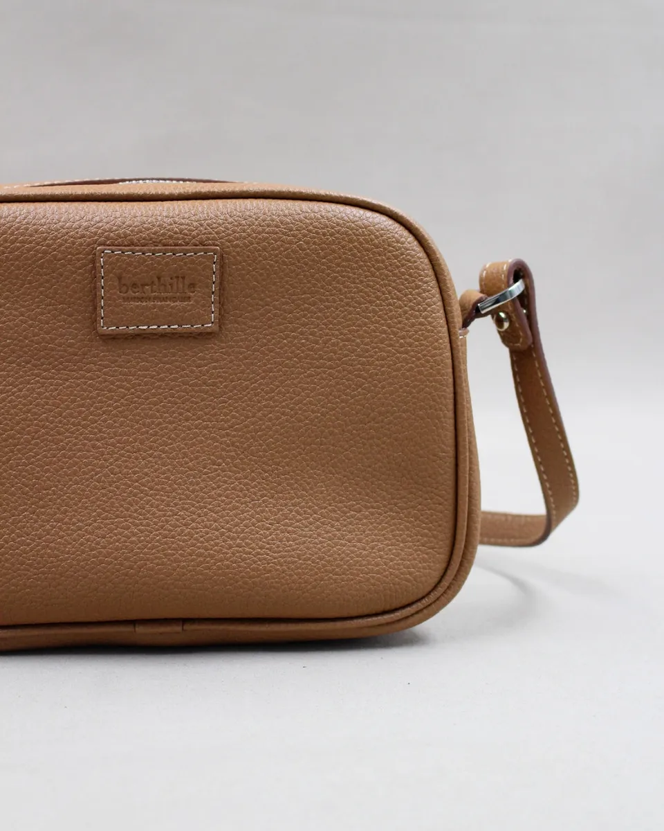 berthille-minaudi-re-pochette-cuir-noir-bandouli-re image 1