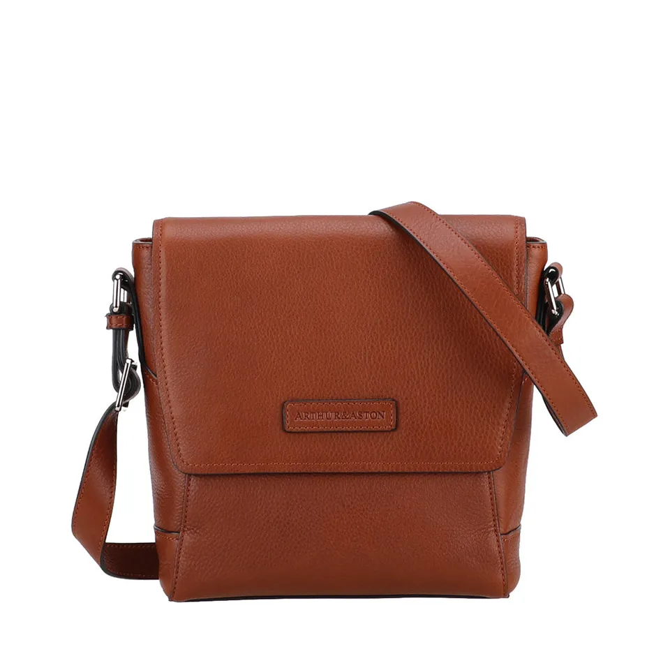 arthur-et-aston-jos-sac-travers-rabat-cuir-cognac-pleine-fleur image 1