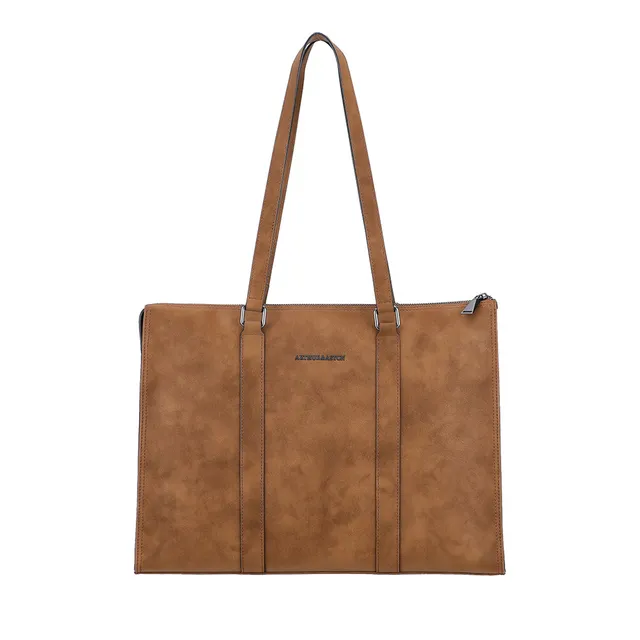 arthur-et-aston-misha-sac-paule-business-cognac image 1