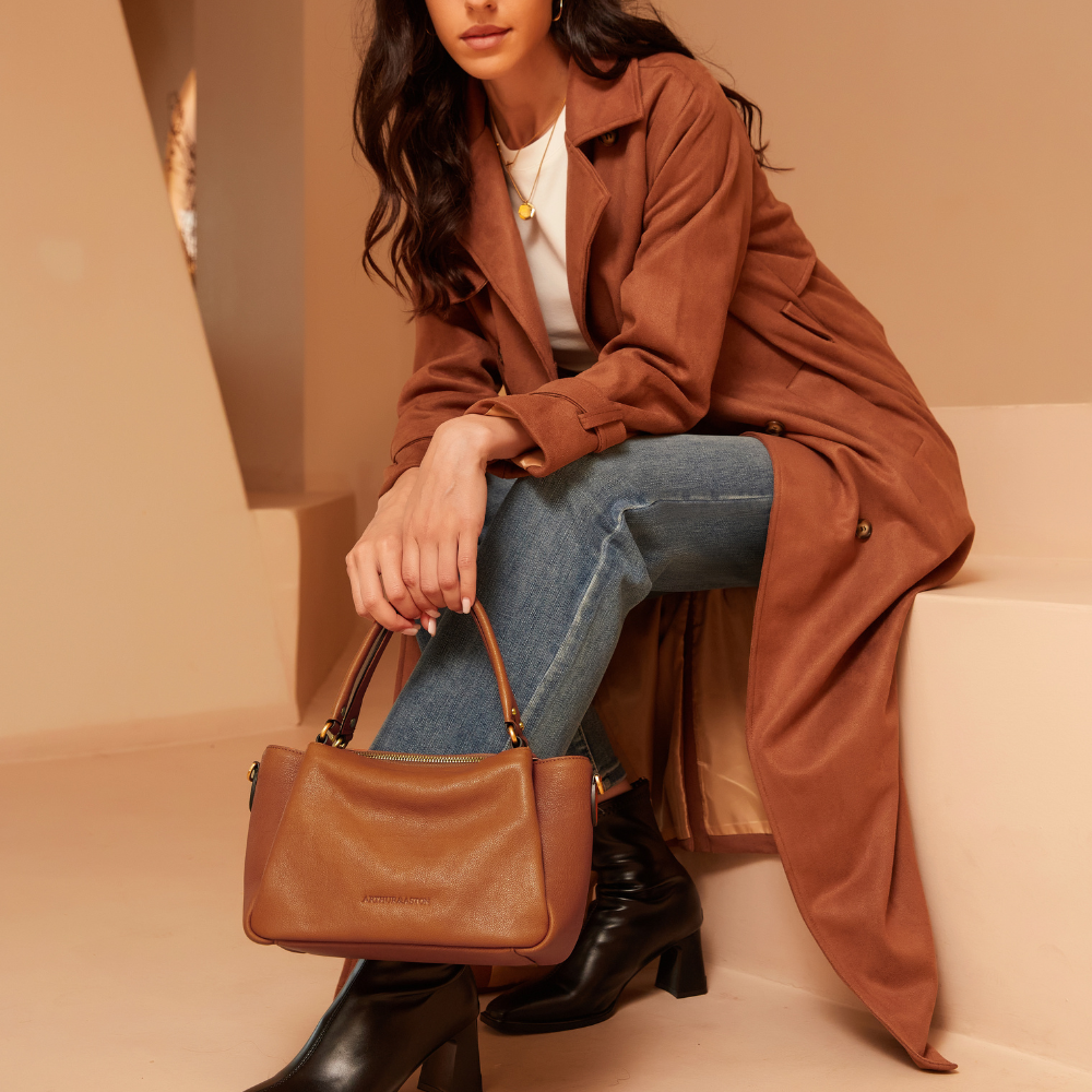arthur-et-aston-elsa-sac-main-cuir-cognac image 2