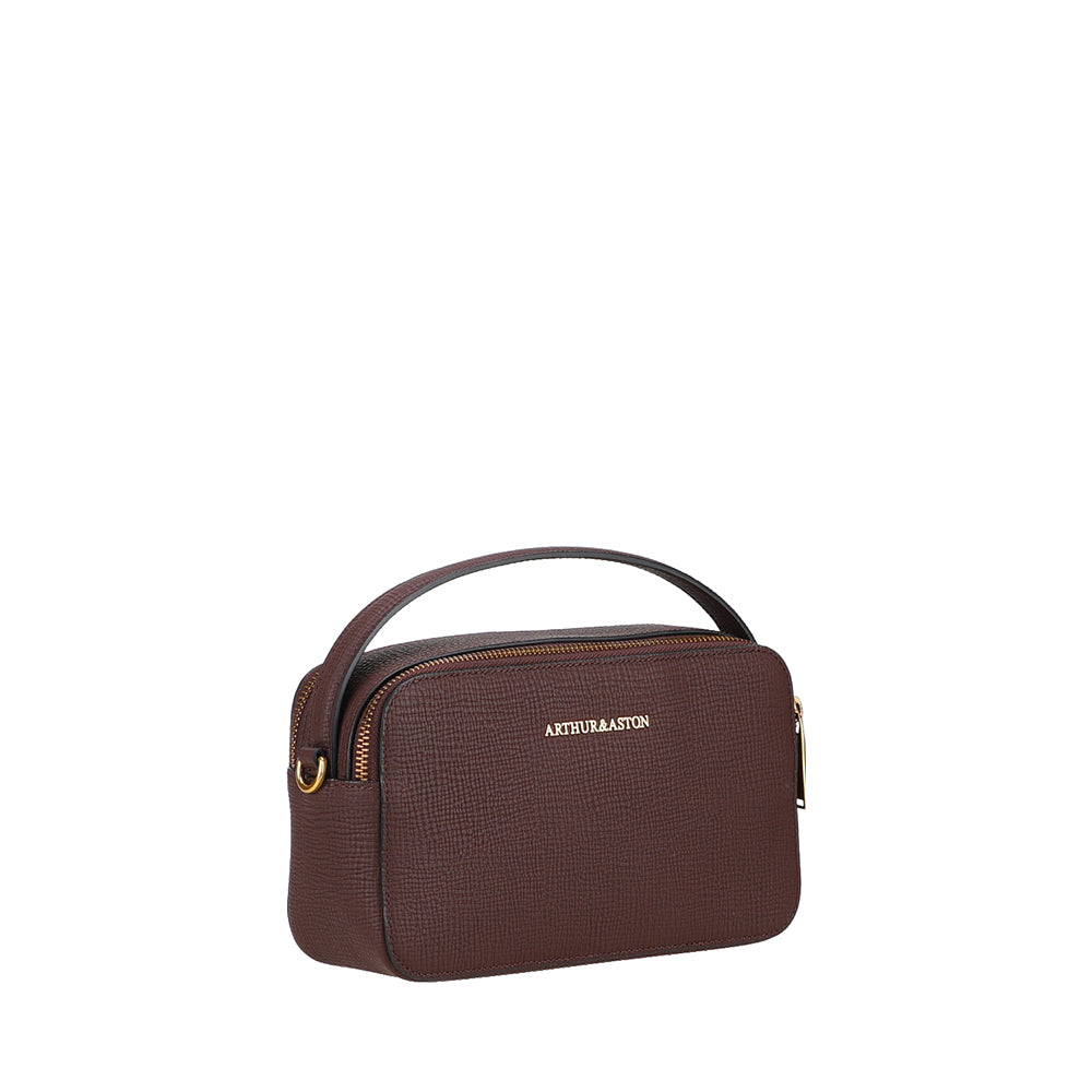 arthur-et-aston-nora-sac-main-cuir-ch-taigne image 2