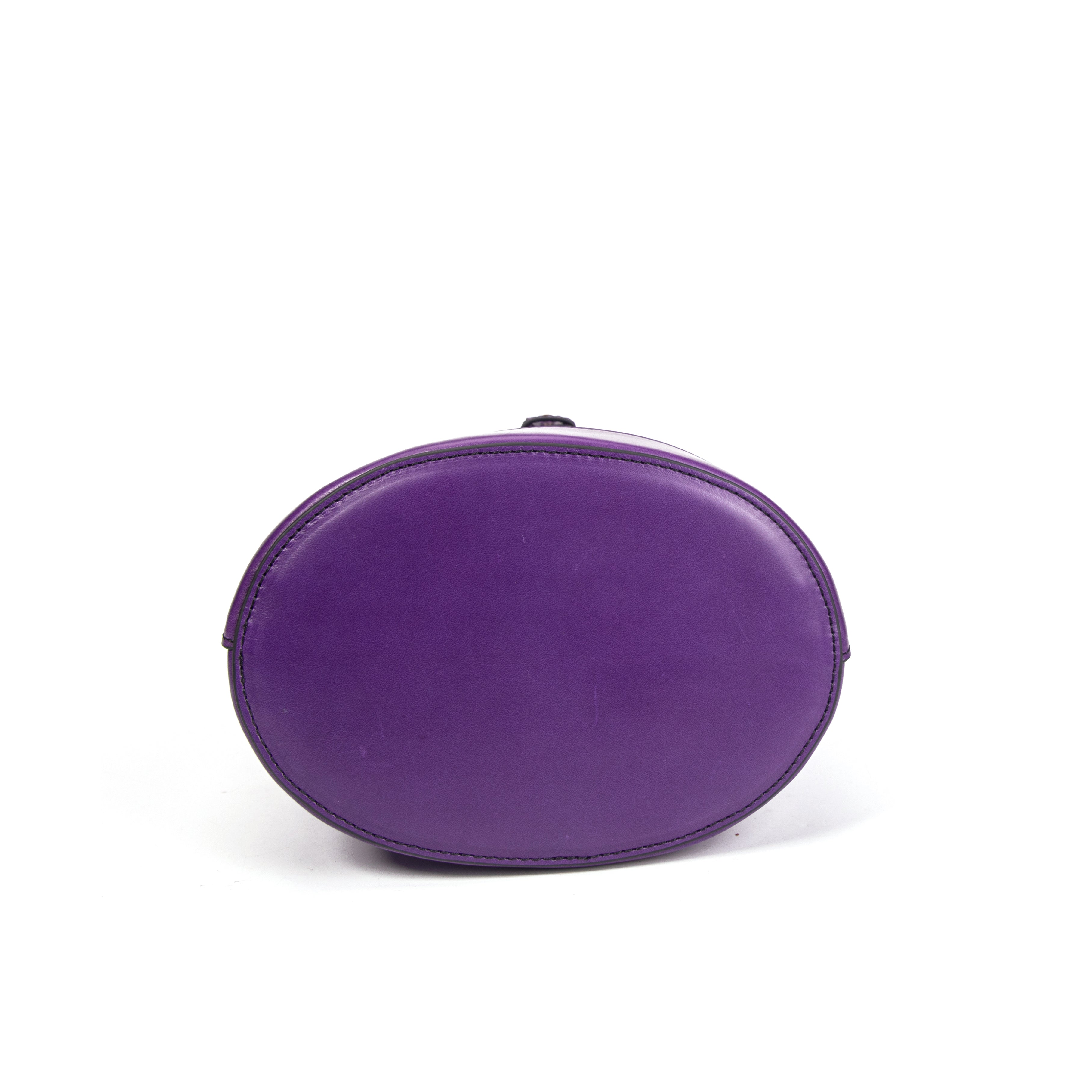 kate-lee-louvre-sac-seau-cuir-violet-vachette image 5