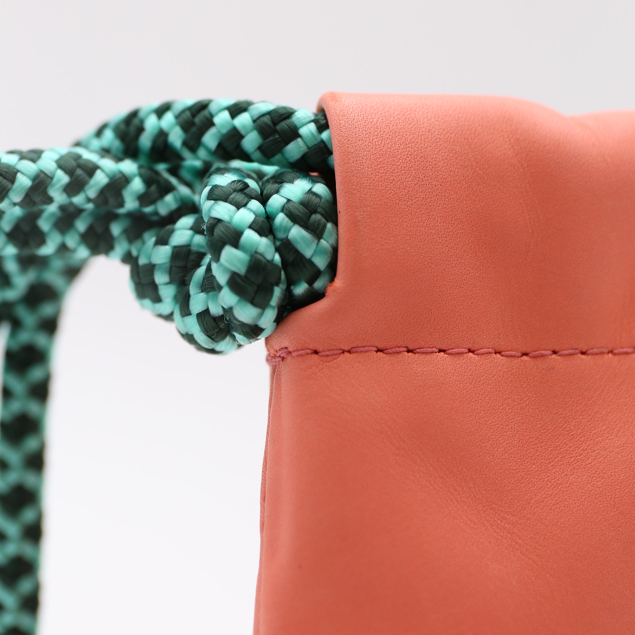atelier-penso-mini-lut-ce-sac-cuir-crossbody-novonappa-rose image 5