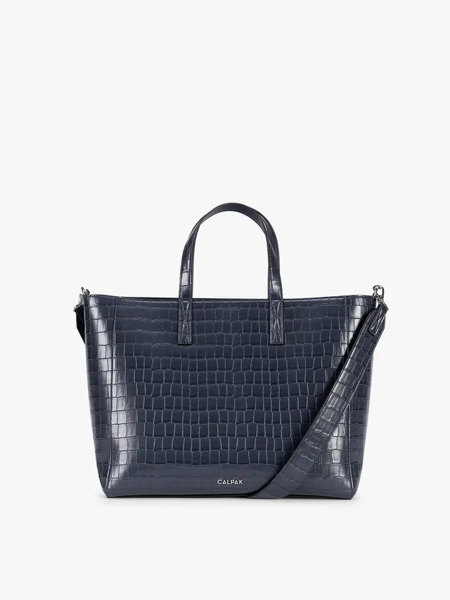 calpak-haven-15-tote-ordinateur-croco-cerise image 1