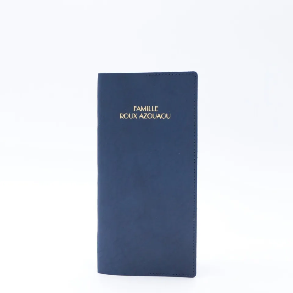 atelier-penso-livret-de-famille-tui-cuir-bleu-personnalisable image 1
