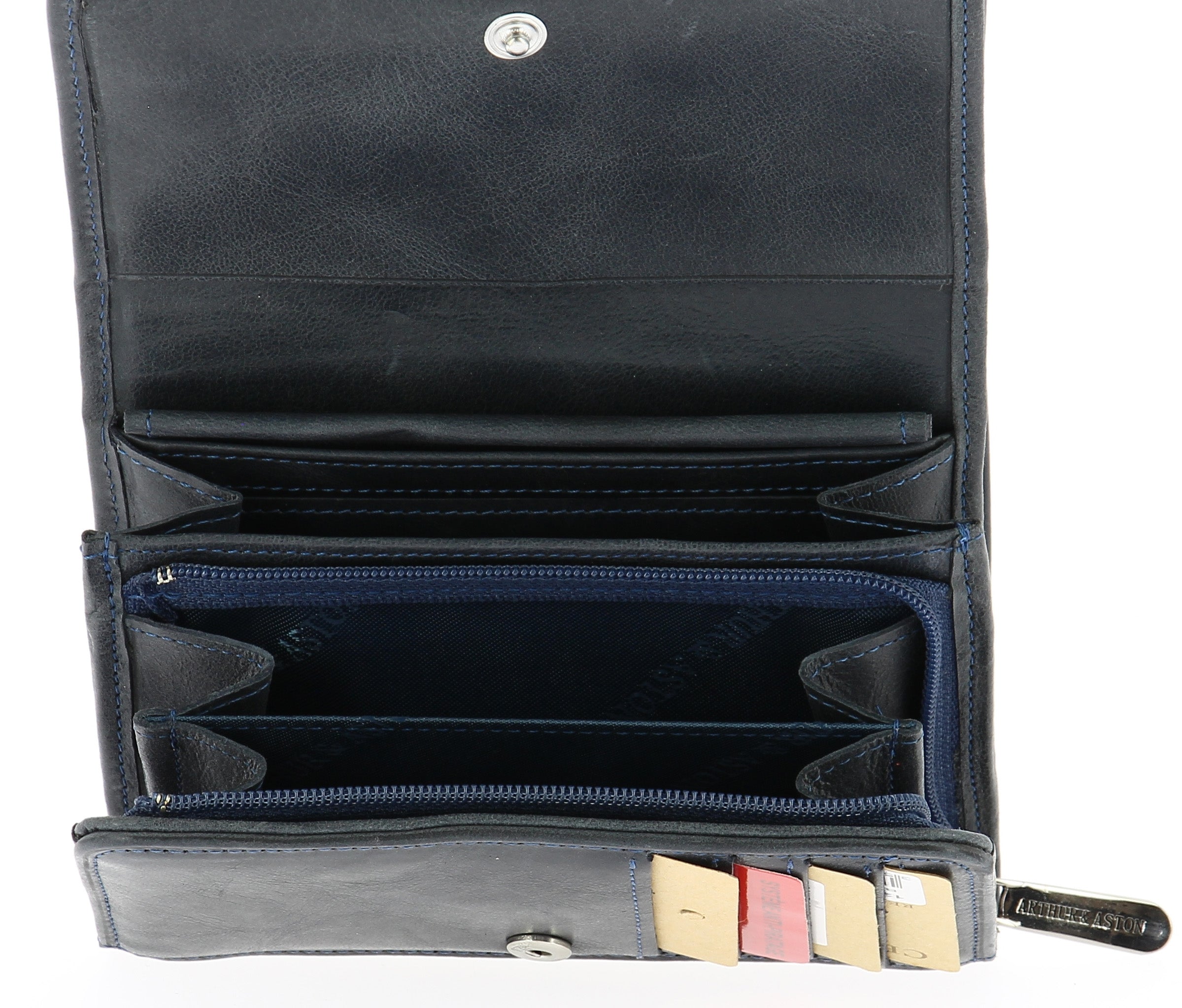 arthur-et-aston-rose-portefeuille-cuir-noir-huil image 4
