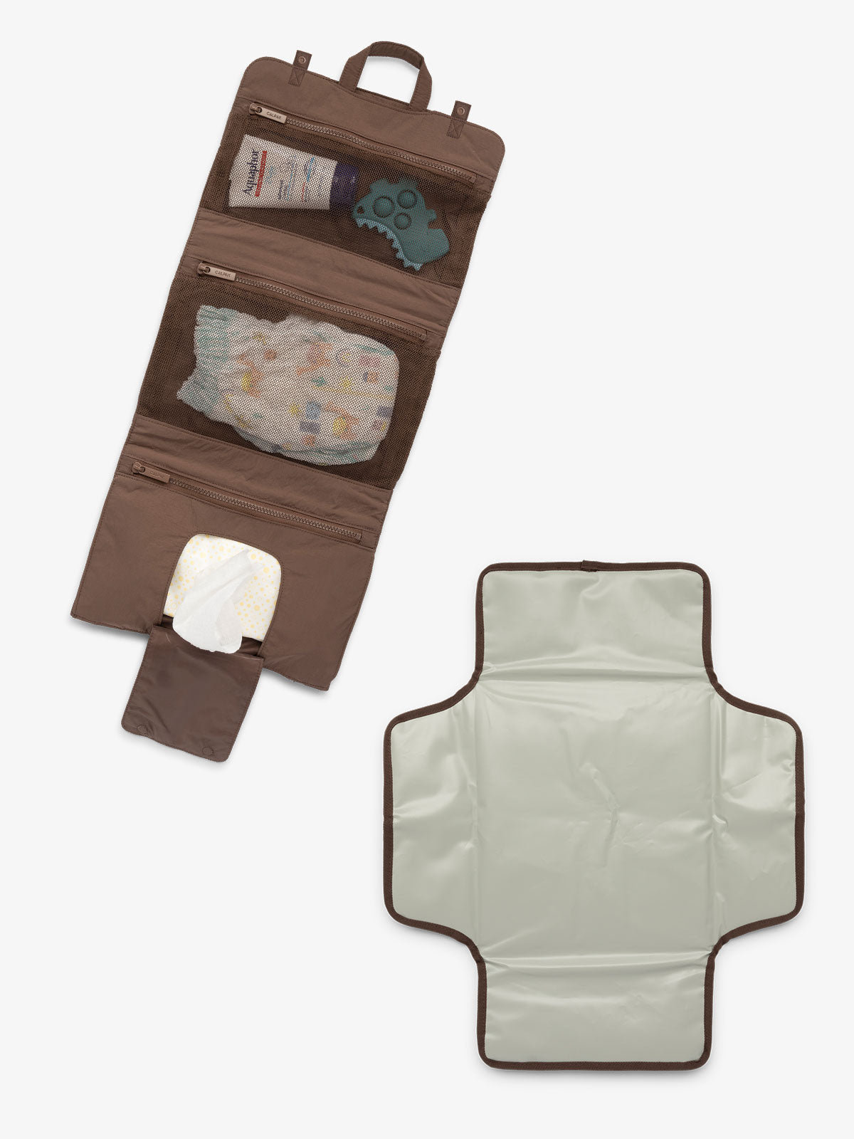 calpak-baby-tapis-langer-portable-navy-d-perlant image 7