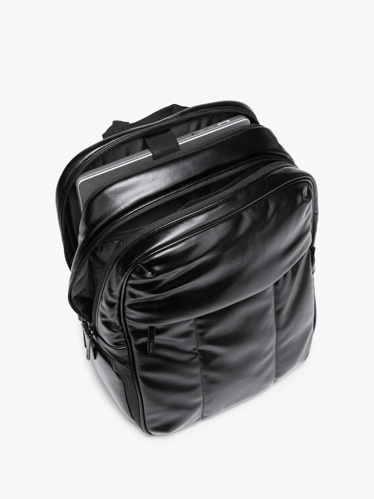calpak-luka-15-backpack-sac-dos-pc-cuir-vegan-noir image 4