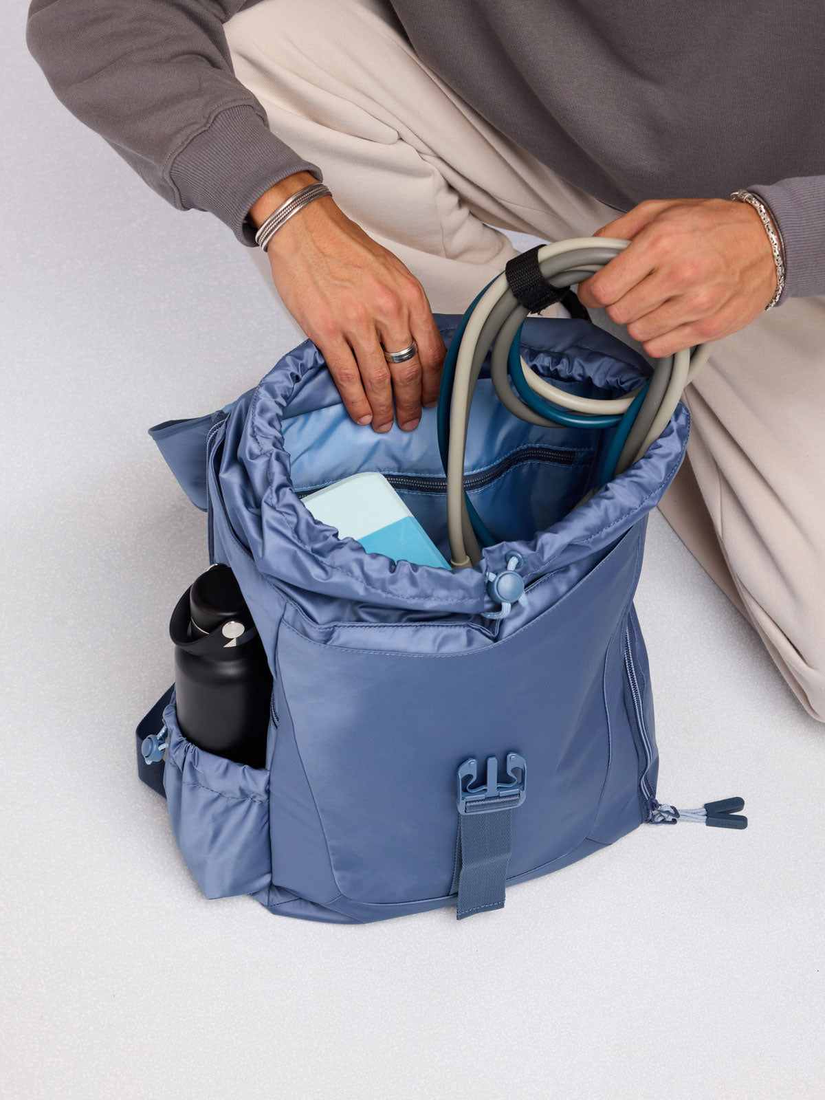 calpak-fit-sac-dos-sport-gym-15-pouces-noir image 4