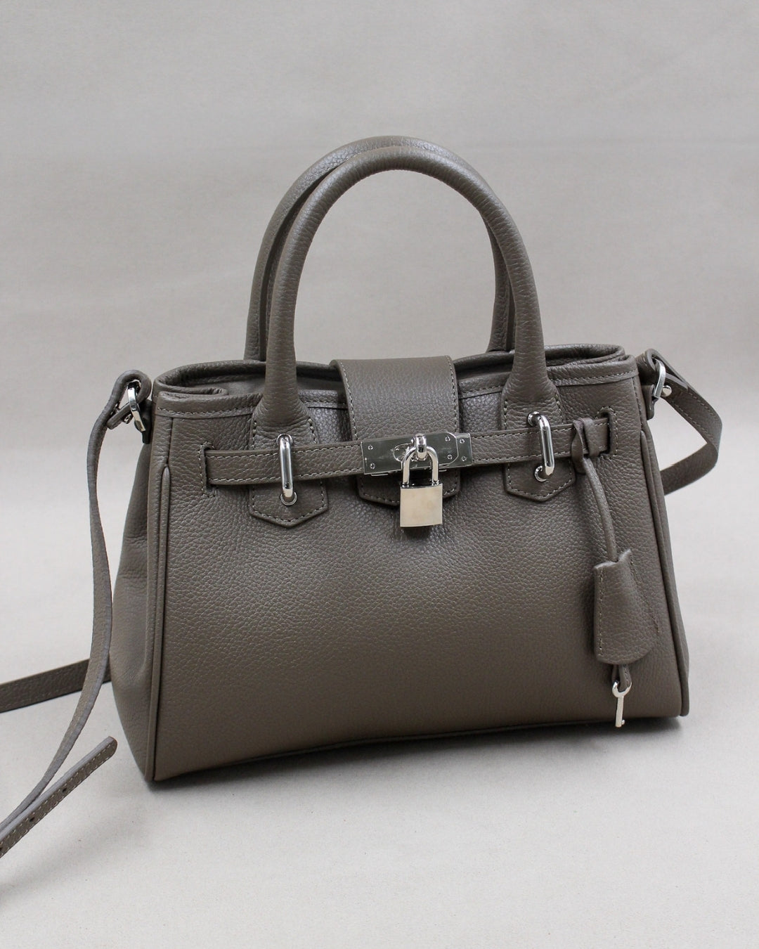 berthille-mini-vend-me-sac-cuir-noir-vachette image 1