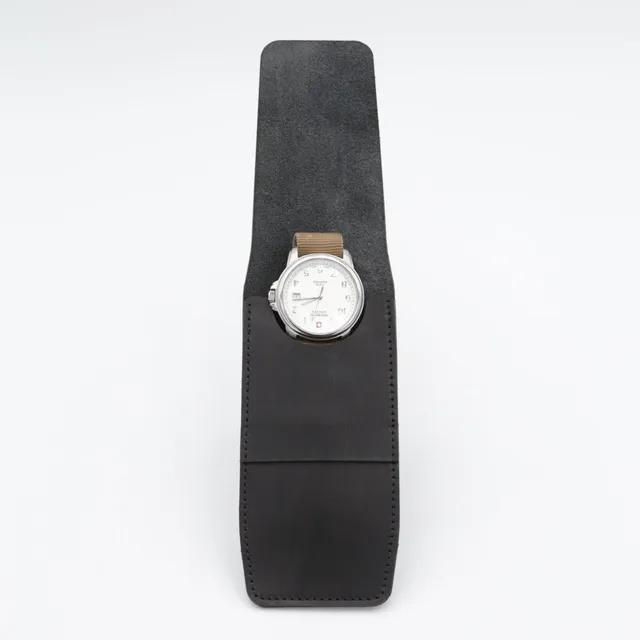 atelier-penso-tuis-ingrassato-noir-tui-montre-cuir-voyage image 1