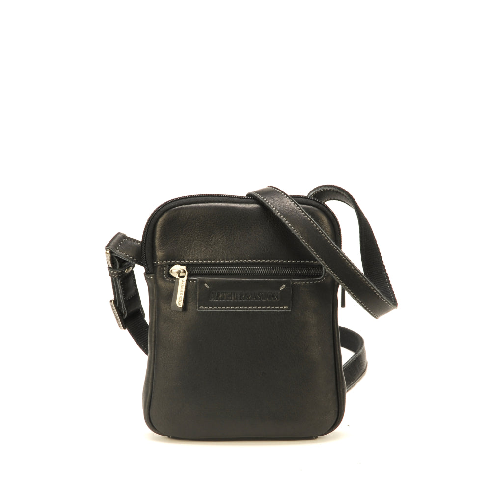 arthur-et-aston-johany-body-bag-cuir-noir-homme-vachette image 2