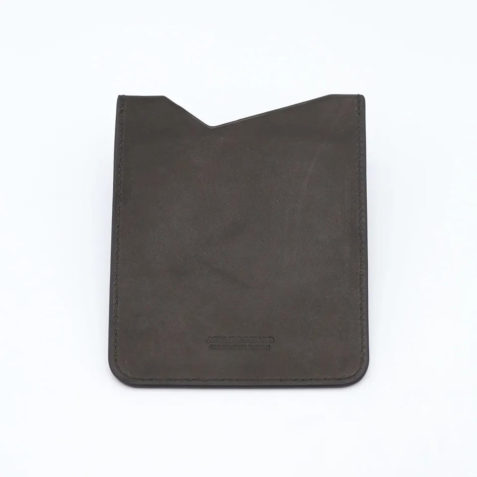 atelier-penso-prot-ge-passeport-cuir-barenia-anthracite image 1