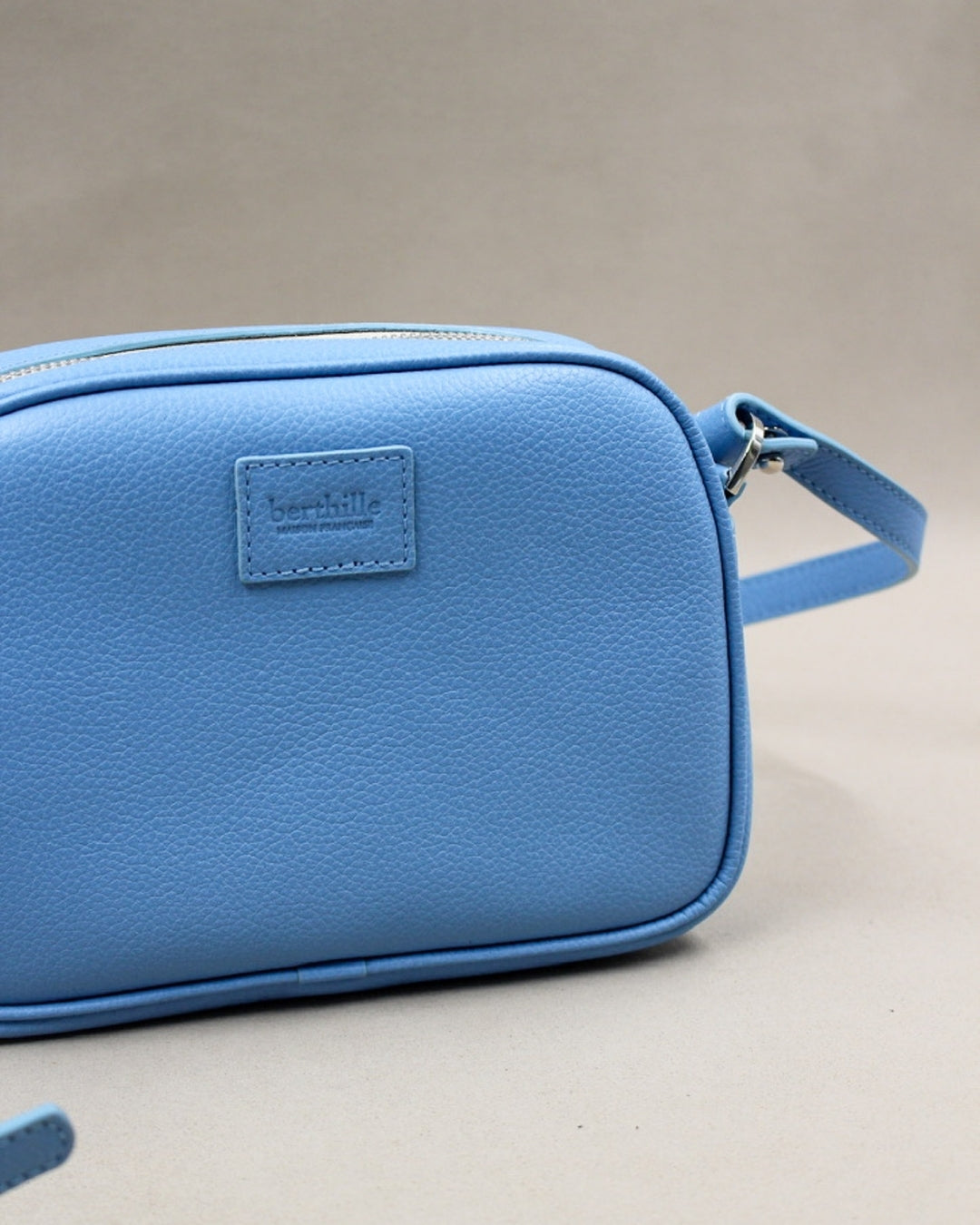 berthille-minaudi-re-pochette-cuir-bandouli-re-t image 1
