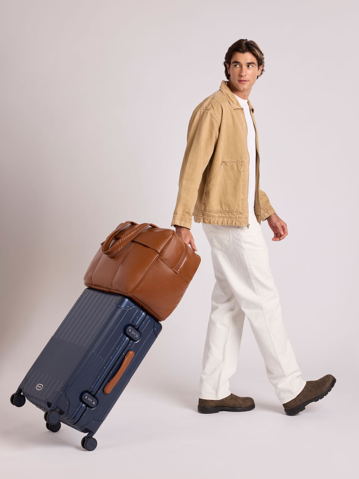 calpak-luka-large-duffel-sac-voyage-vegan-noir-42l image 4