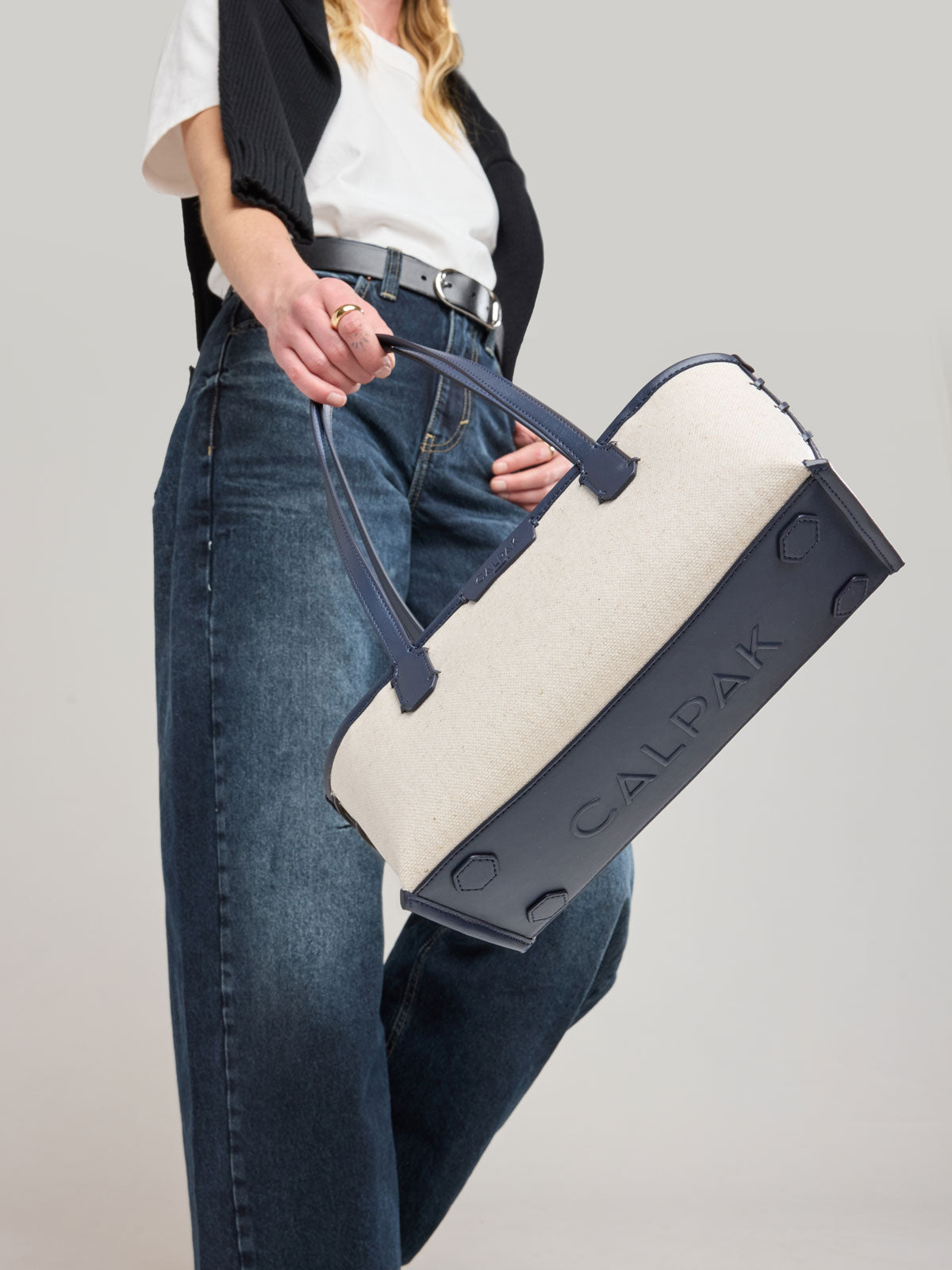 calpak-colette-tote-toile-coton-imperm-able-noir image 7
