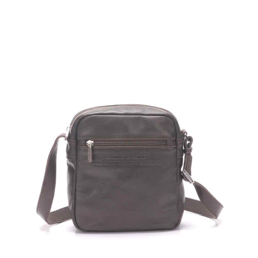arthur-et-aston-pablo-1589-sac-travers-cuir-ch-taigne-bandouli-re image 3