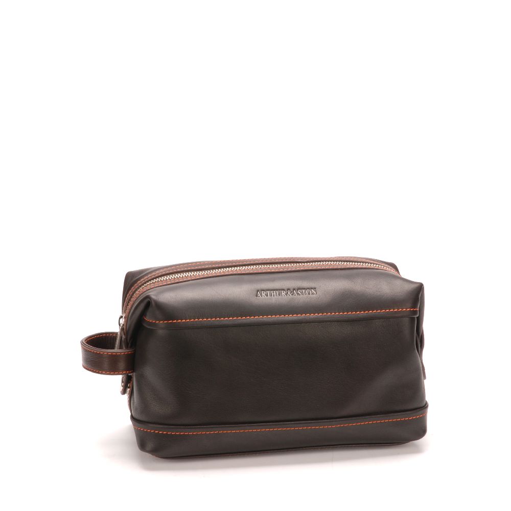 arthur-et-aston-pablo-trousse-toilette-cuir-cognac image 4
