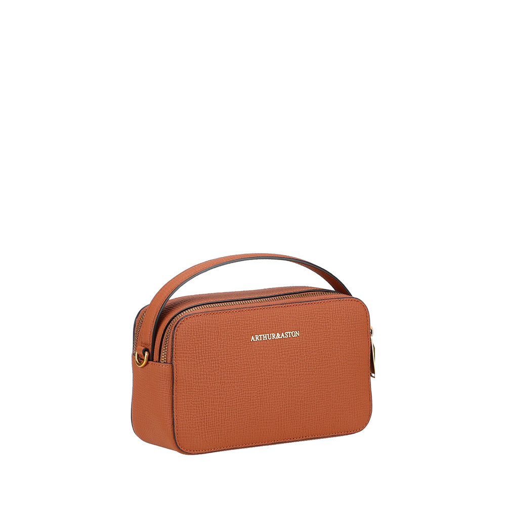 arthur-et-aston-nora-sac-main-cuir-ch-taigne image 6