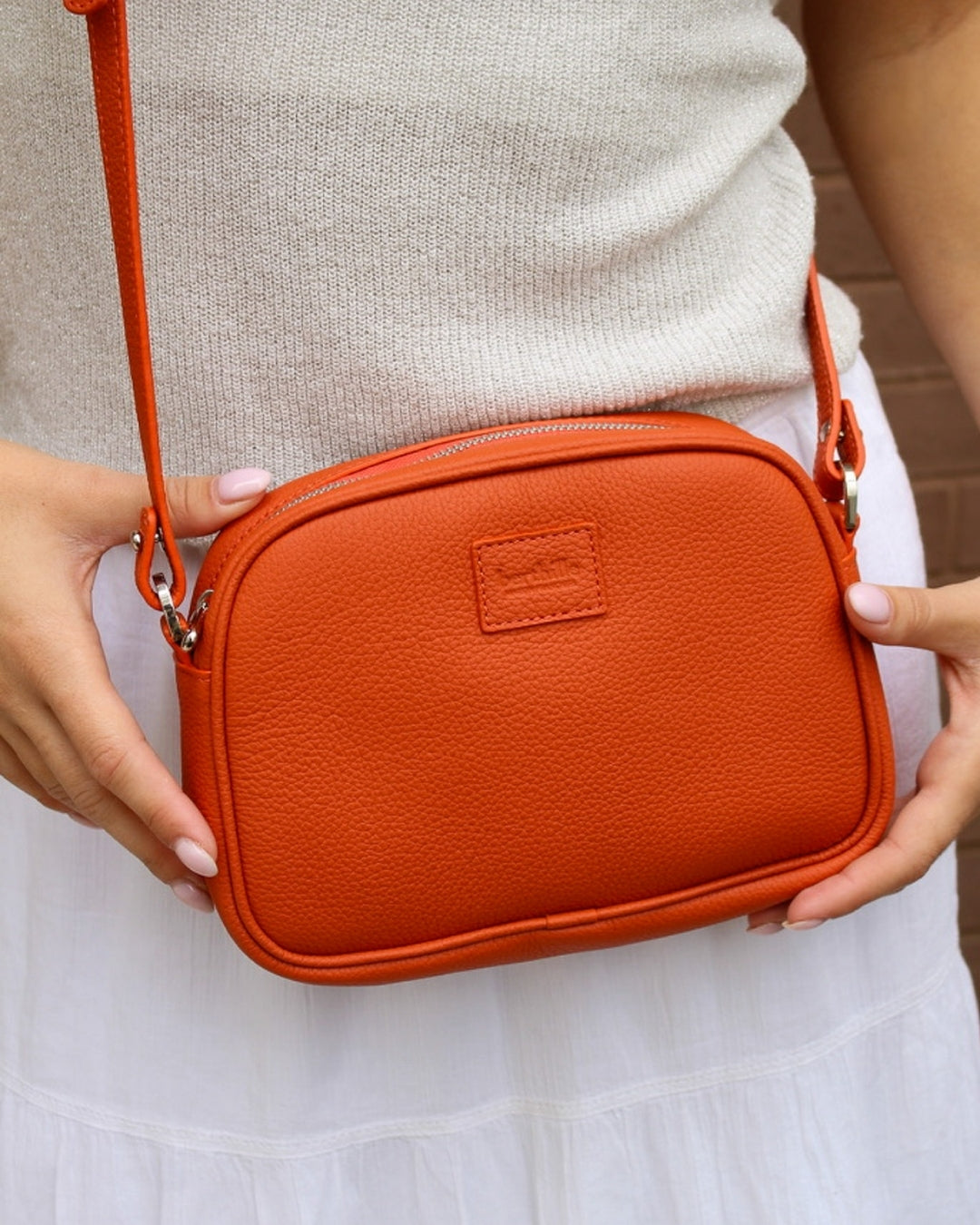 berthille-minaudi-re-pochette-cuir-bandouli-re-t image 7
