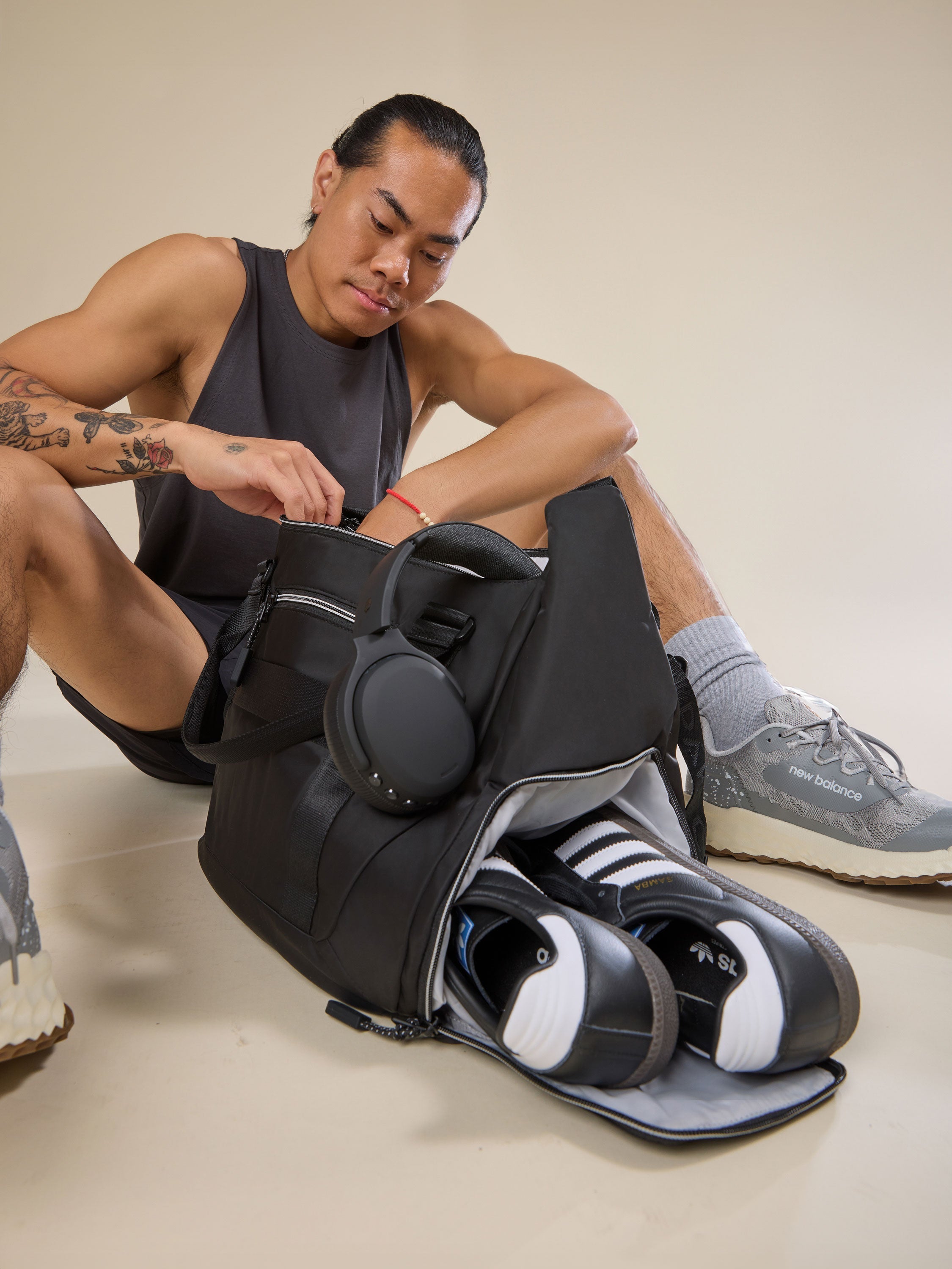 calpak-fit-gym-duffel-sac-de-sport-indigo-tapis-yoga image 4