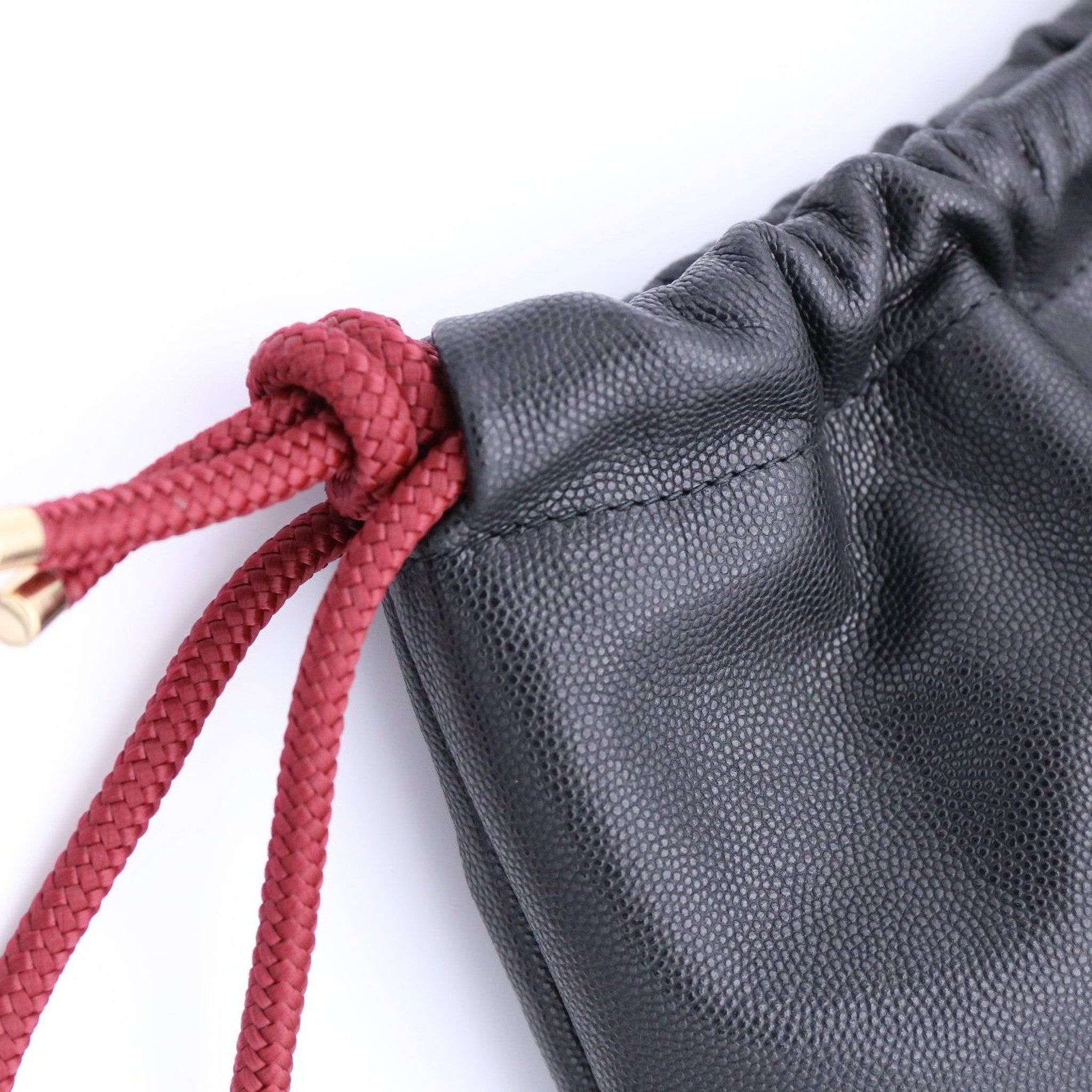 atelier-penso-lut-ce-sac-crossbody-cuir-noir-caviar image 6