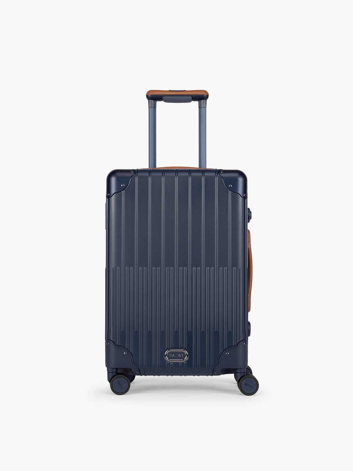 calpak-vault-carry-on-valise-cabine-rigide-dark-cherry-extensible image 1