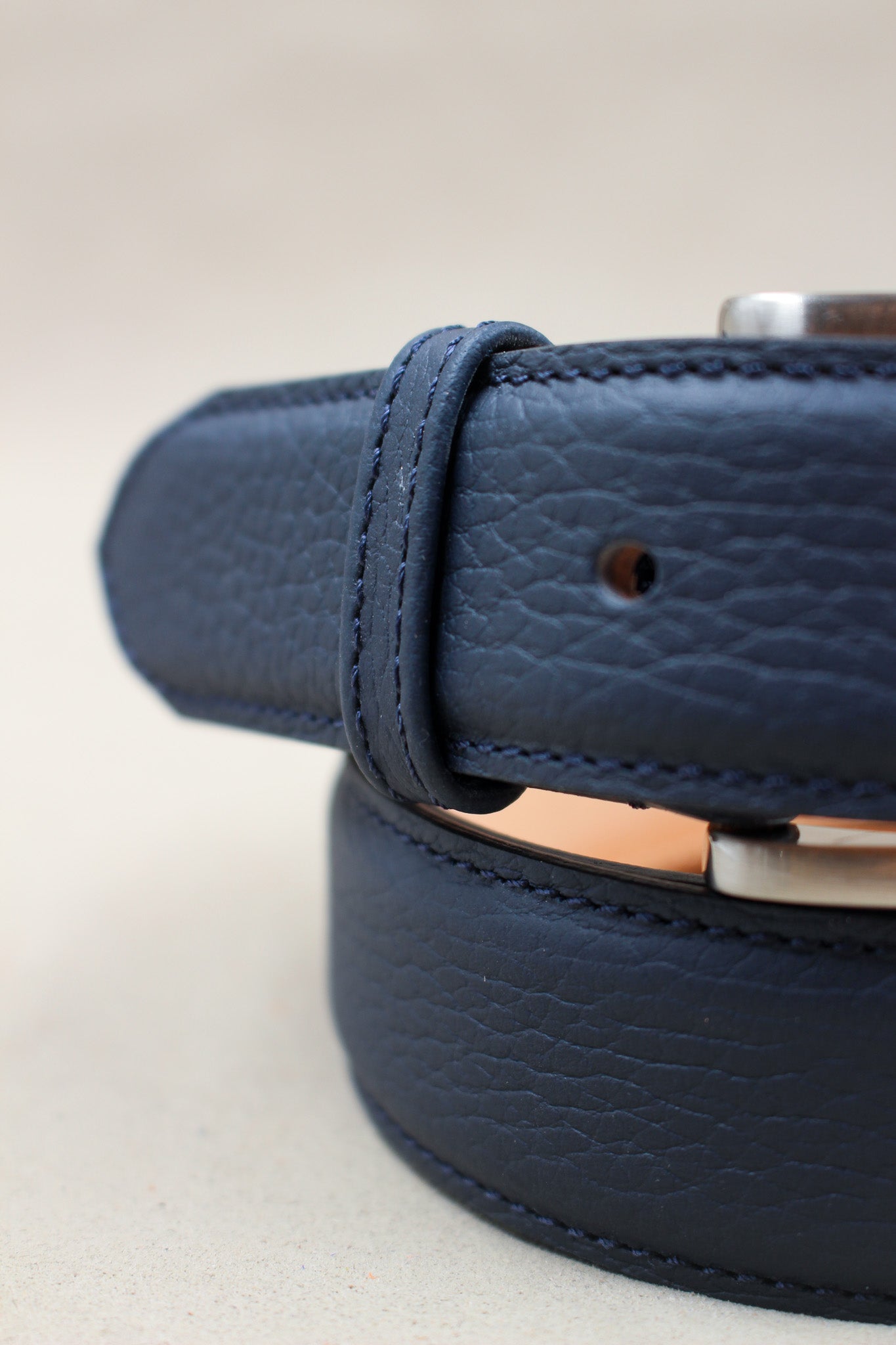 charles-et-charlus-4004-ceinture-cuir-grain-marine-35mm image 4