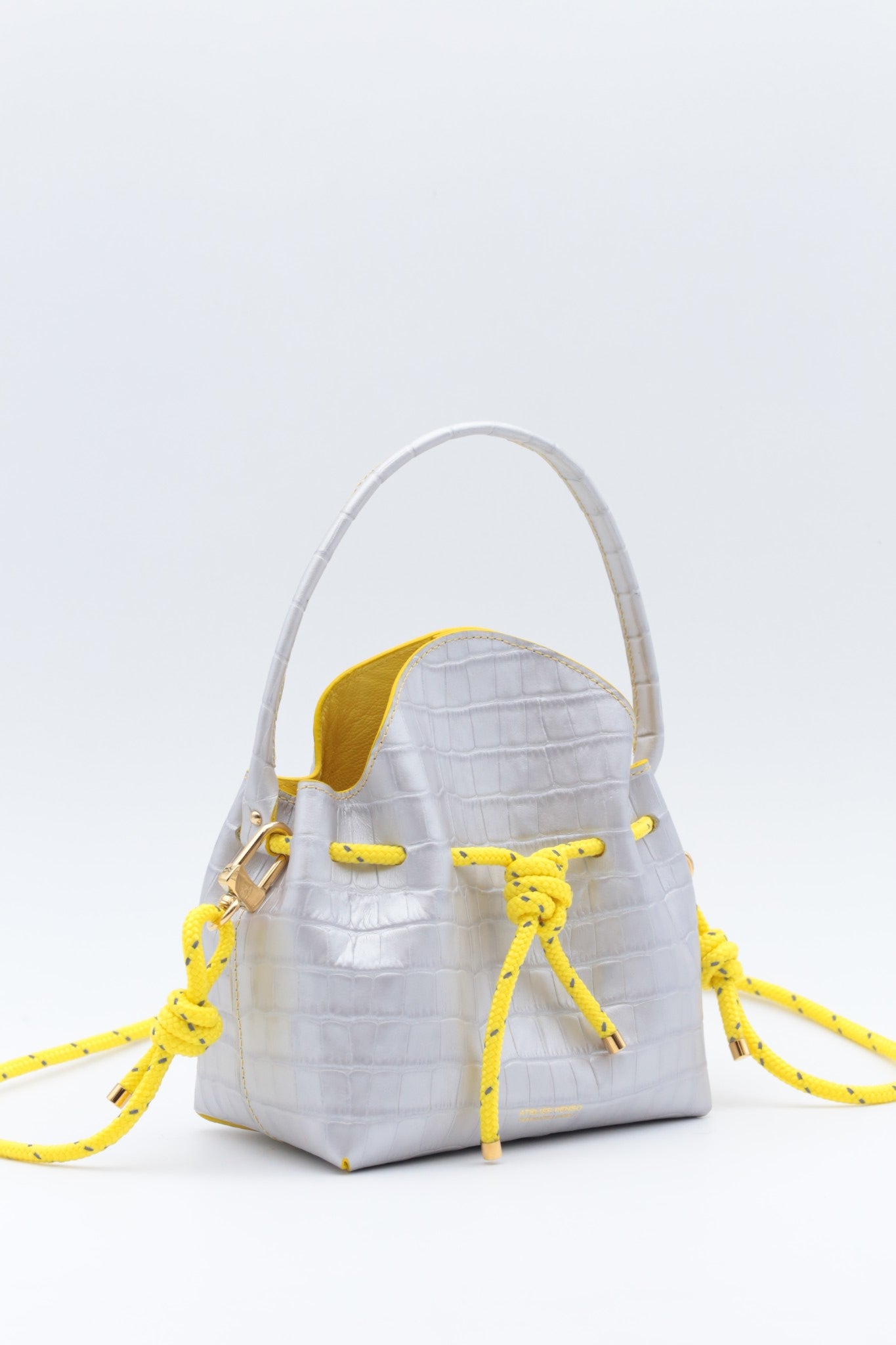 atelier-penso-mini-bucket-sac-seau-cuir-sur-mesure image 2