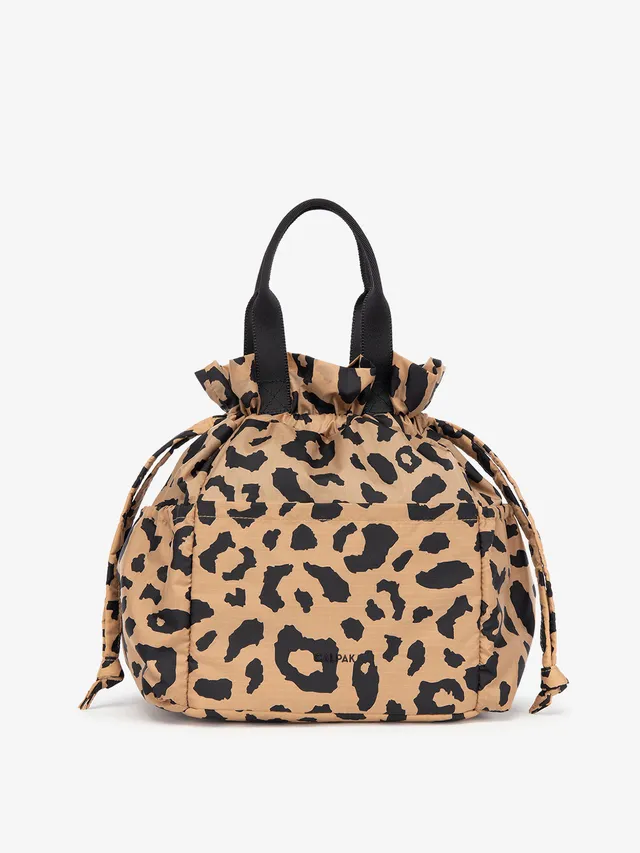 calpak-insulated-sac-lunch-isotherme-dark-cherry image 1