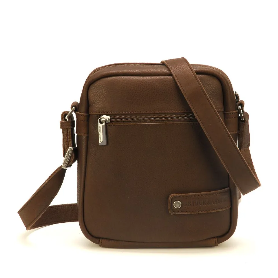 arthur-et-aston-oscar-petit-sac-travers-cuir-ch-taigne image 1