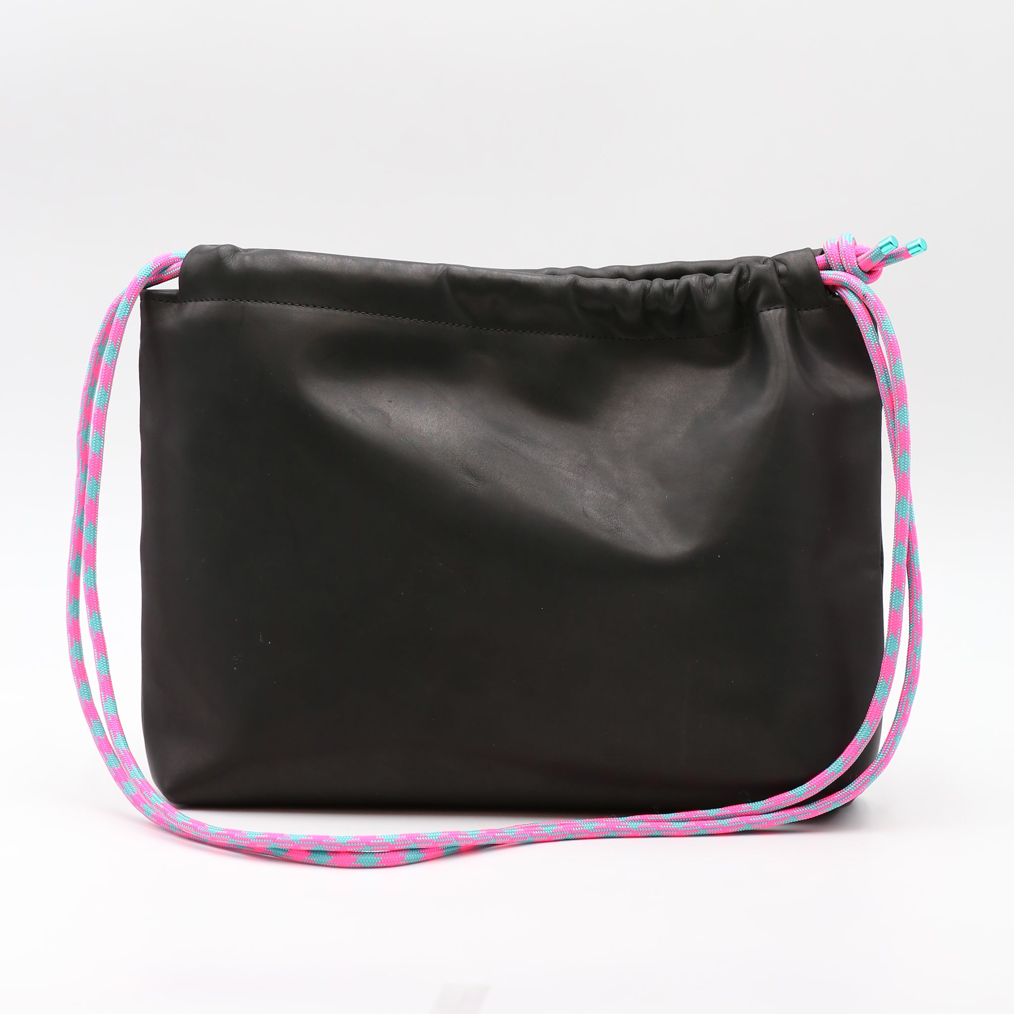 atelier-penso-lut-ce-xl-sac-crossbody-cuir-novonappa-noir image 3