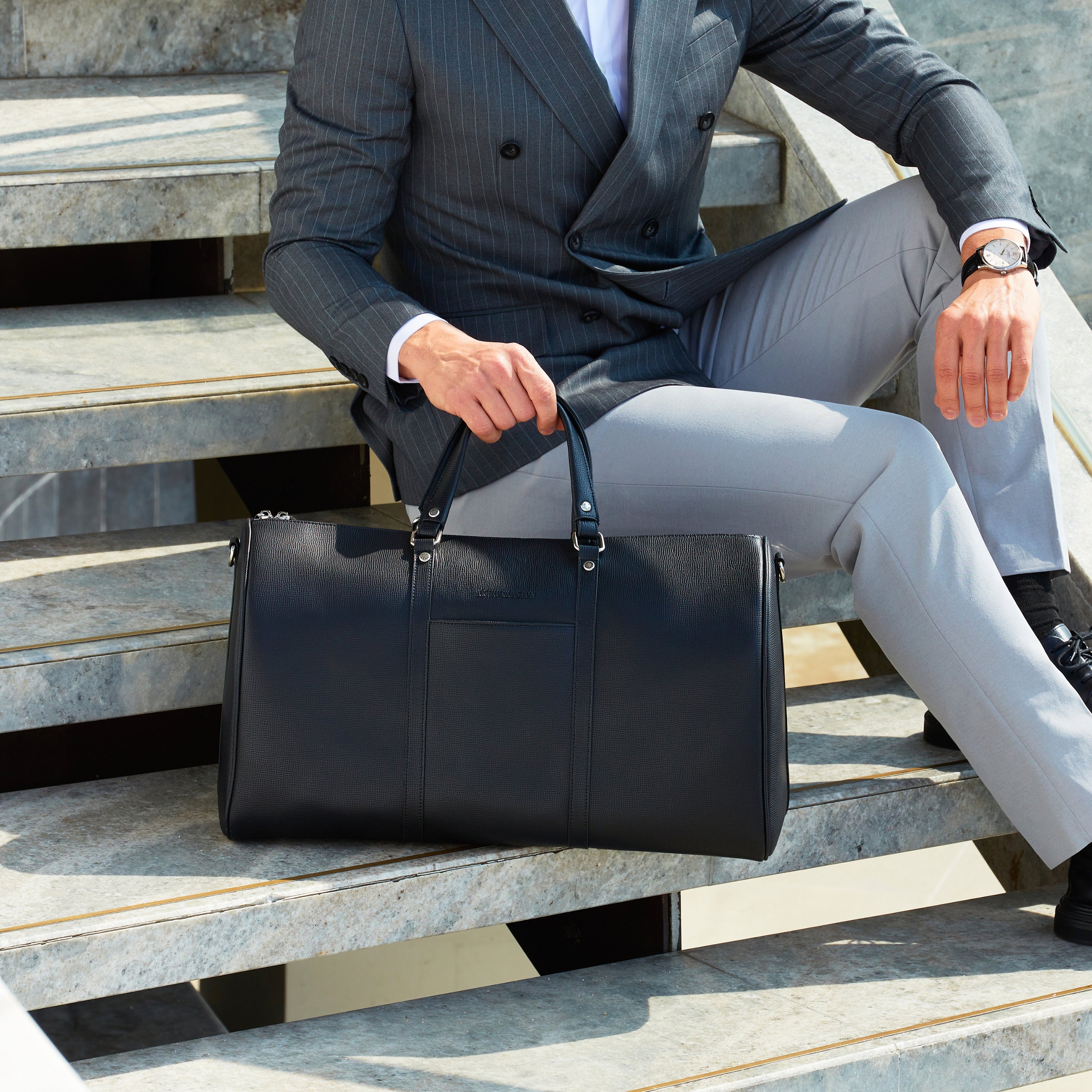 arthur-et-aston-nelson-bagage-main-cuir-voyage-week-end-noir image 3