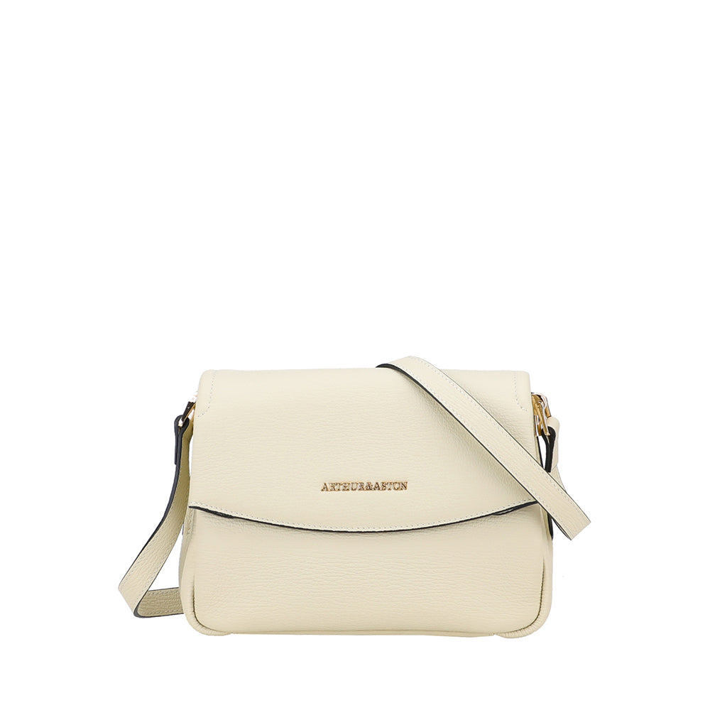 arthur-et-aston-nora-sac-bandouli-re-cuir-noir-pleine-fleur image 5