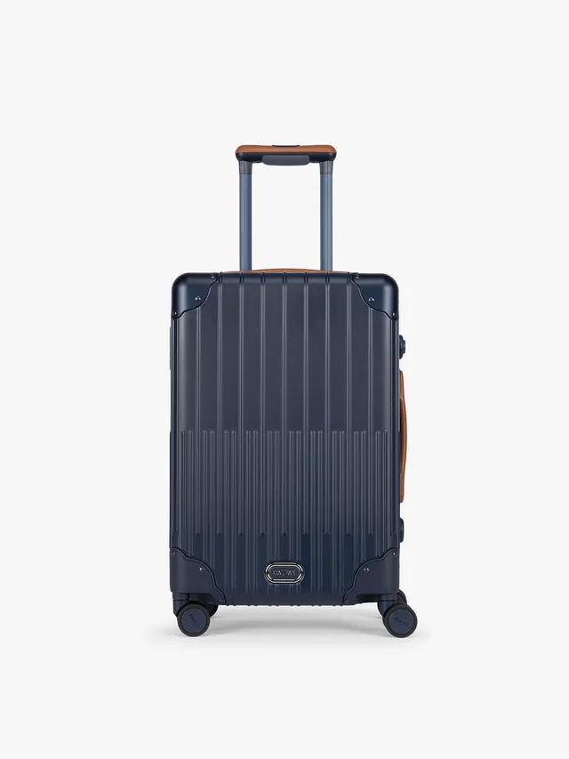 calpak-vault-carry-on-valise-cabine-rigide-dark-cherry-extensible image 1