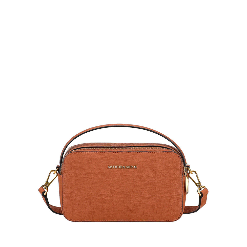 arthur-et-aston-nora-sac-main-cuir-ch-taigne image 5