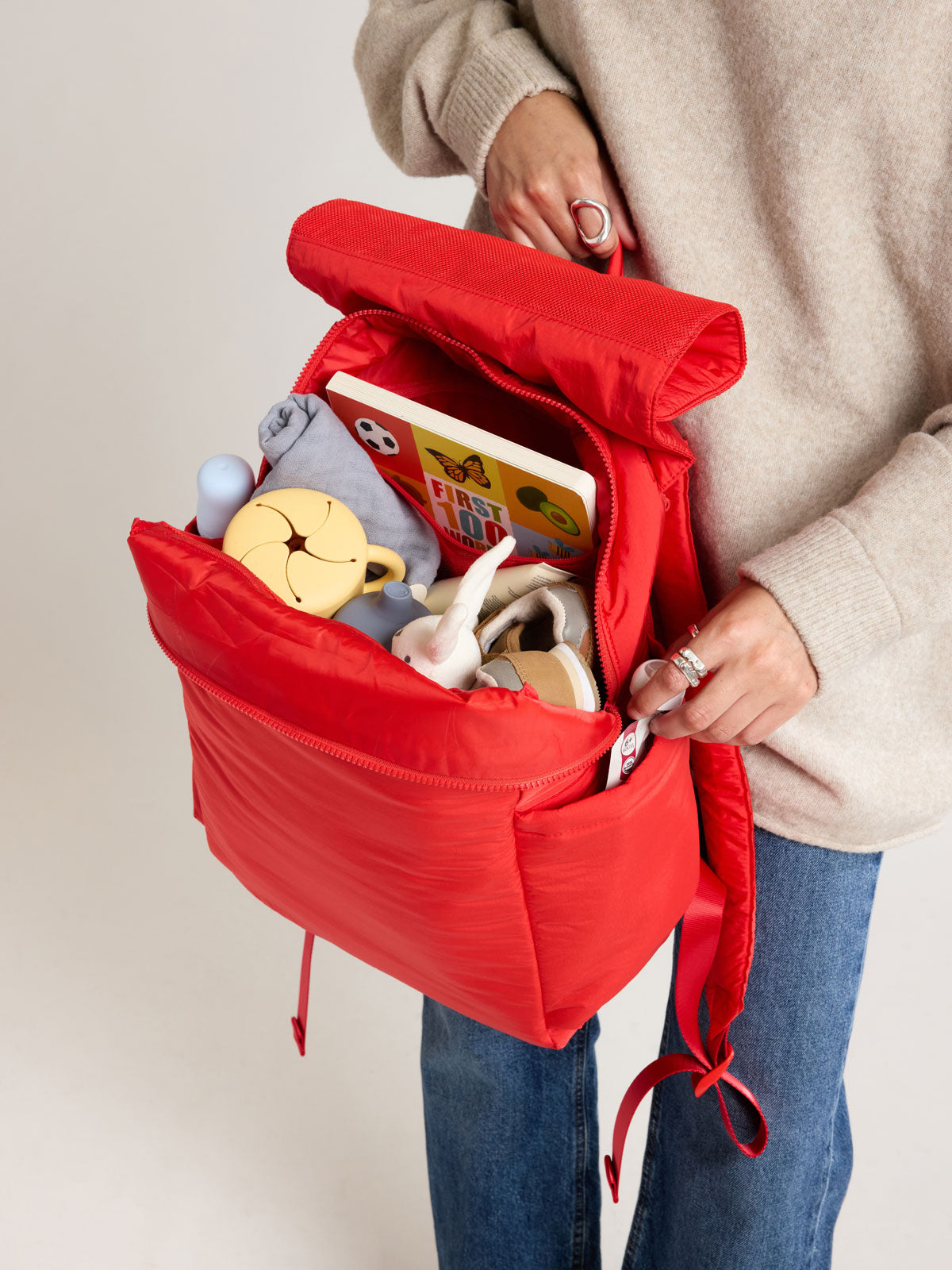 calpak-baby-mini-sac-langer-dos-hazelnut-recycl image 8