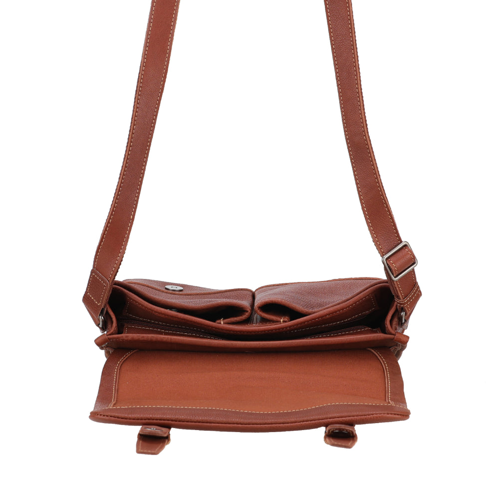 arthur-et-aston-rory-s-besace-cuir-homme-cognac-pleine-fleur image 4