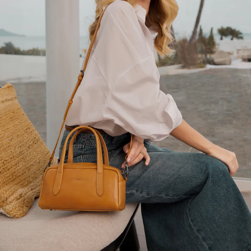 arthur-et-aston-edith-sac-cuir-cognac-port-main-24-cm image 1