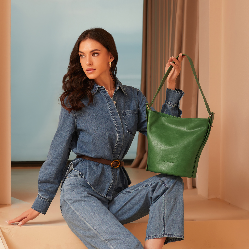 arthur-et-aston-edith-sac-seau-cuir-paule-vert image 3