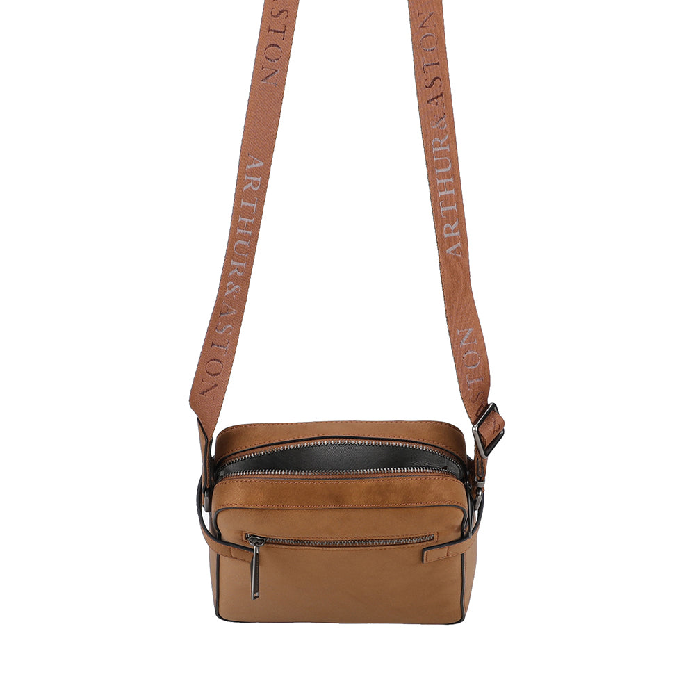 arthur-et-aston-misha-sac-travers-m-cuir-noir image 8