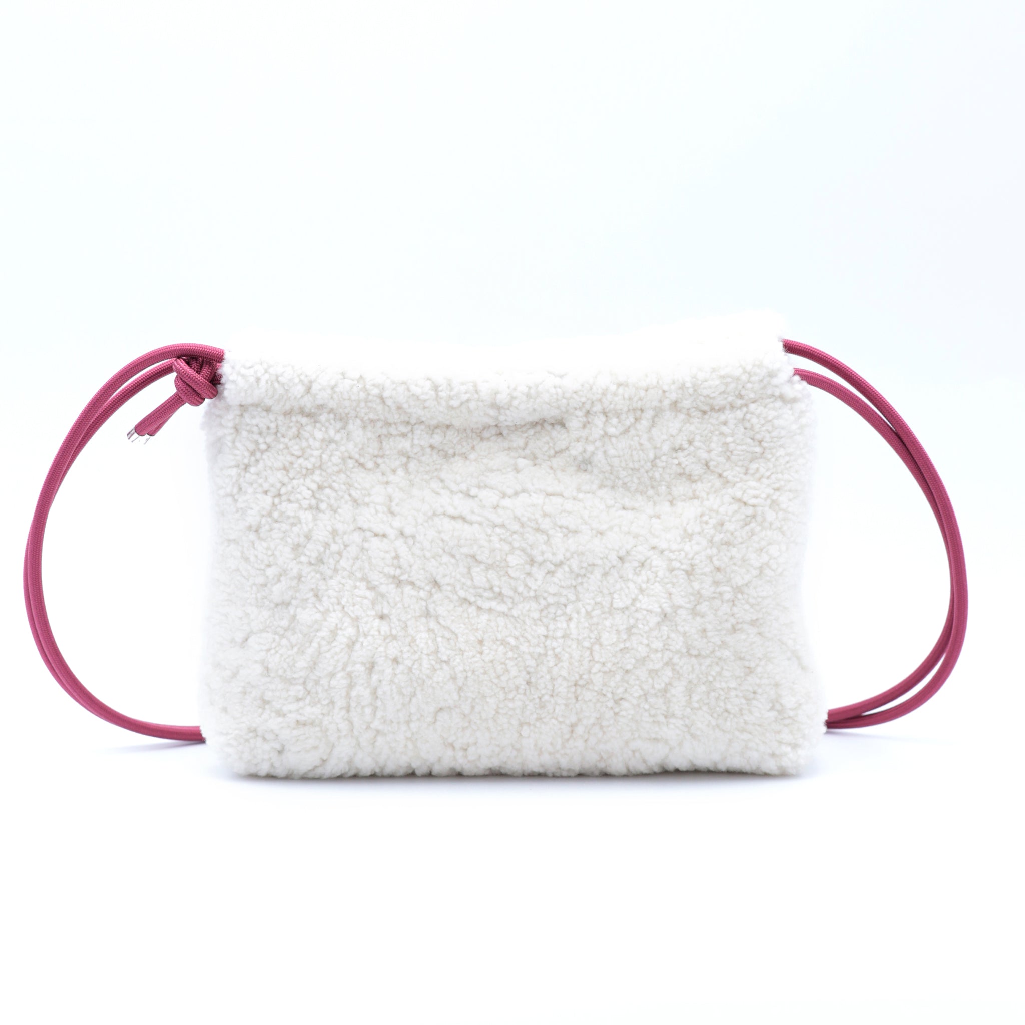 atelier-penso-lut-ce-sac-crossbody-shearling-blanc-hiver image 1