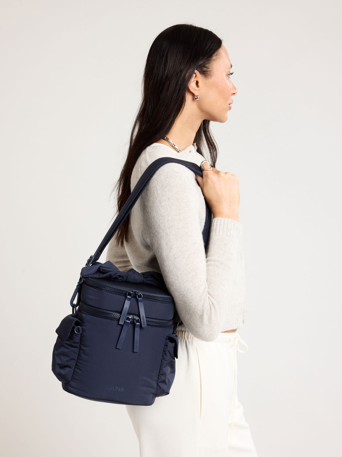 calpak-baby-insulated-baby-bottle-bag-sac-biberon-navy image 2
