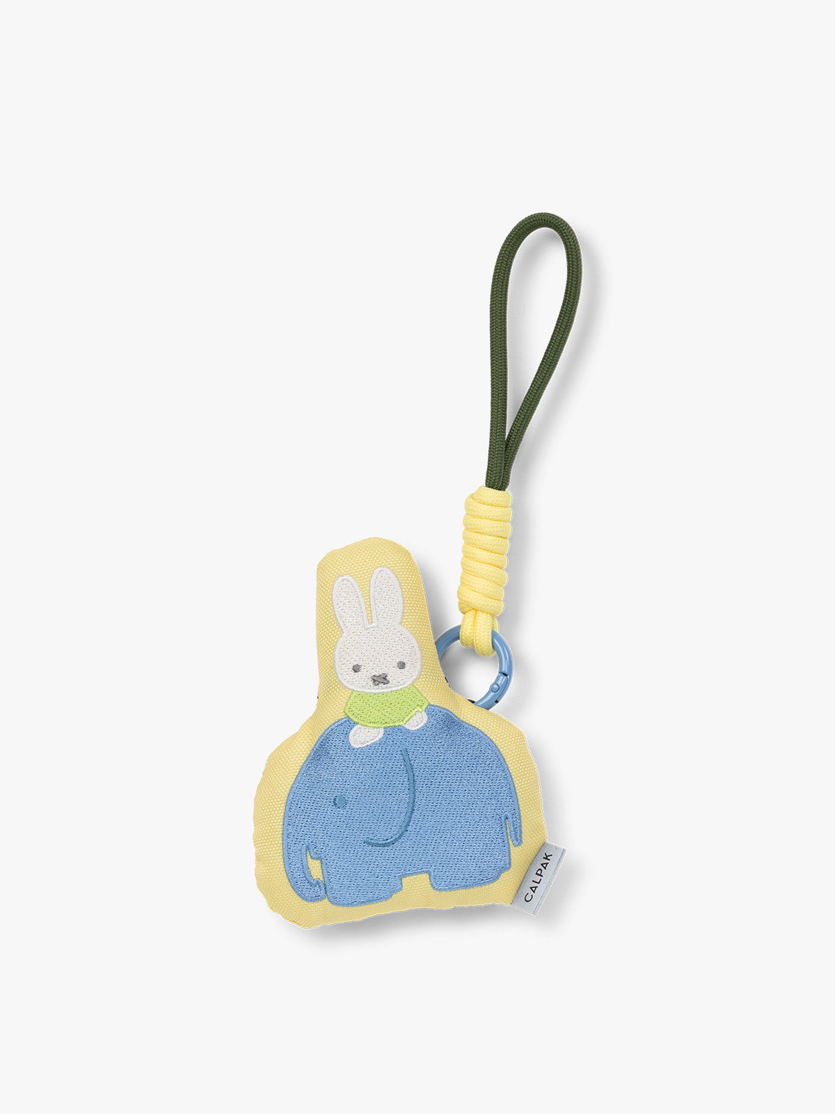 calpak-kids-miffy-breloque-sac-peluche-miffy-makes-memories image 7