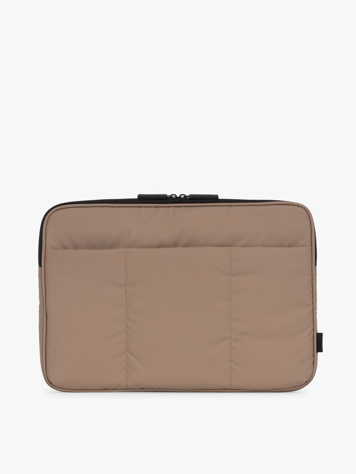 calpak-luka-17-housse-ordinateur-chocolat-matelass-e image 1