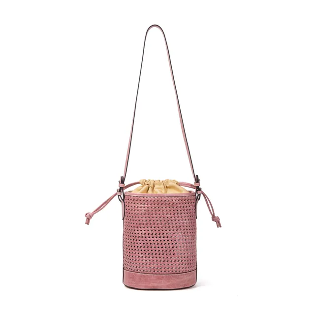kate-lee-louvre-sac-seau-rose-cuir-tress image 1