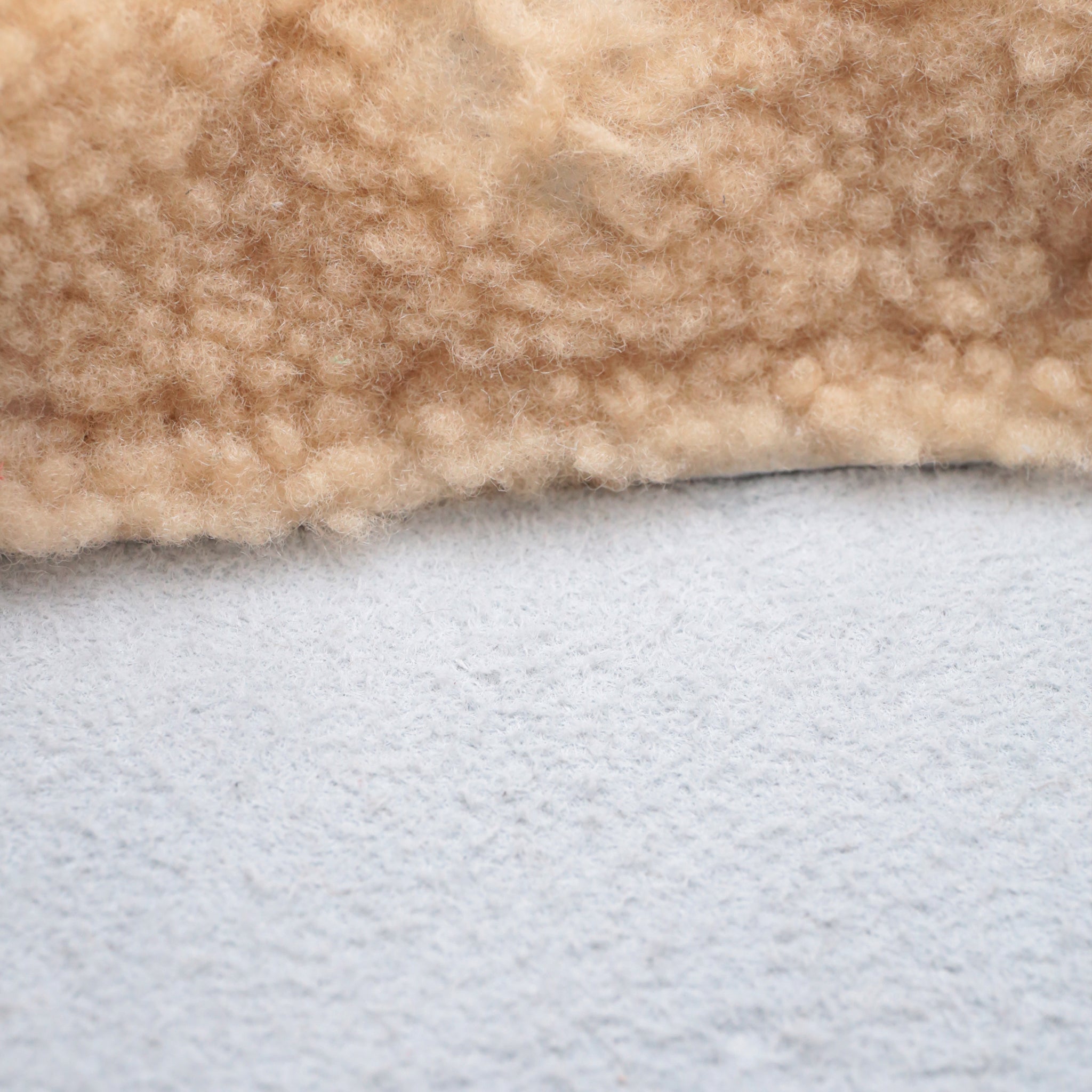 atelier-penso-lut-ce-sac-crossbody-cuir-shearling-cappucino image 5