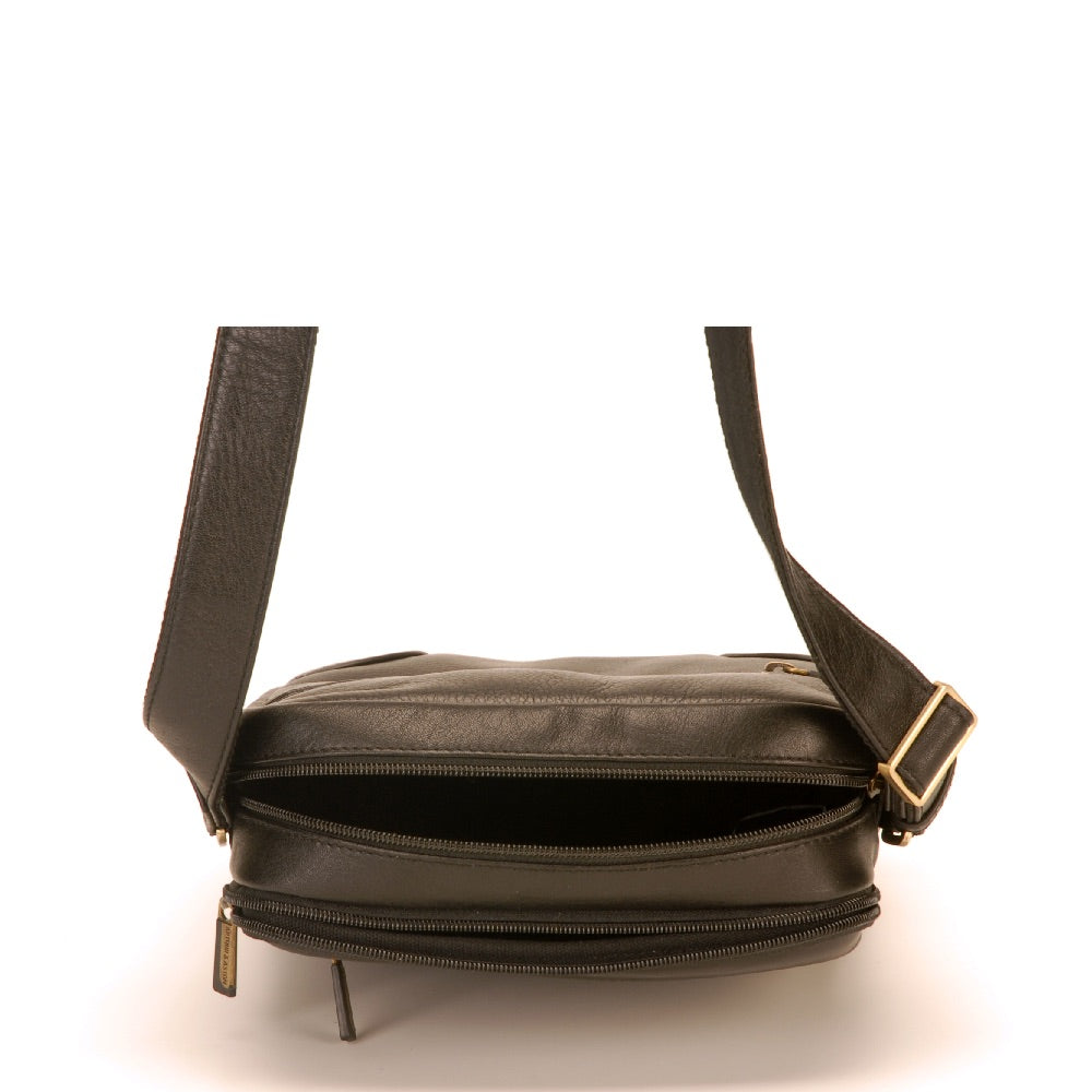 arthur-et-aston-paul-sac-travers-cuir-ch-taigne-tablette image 5