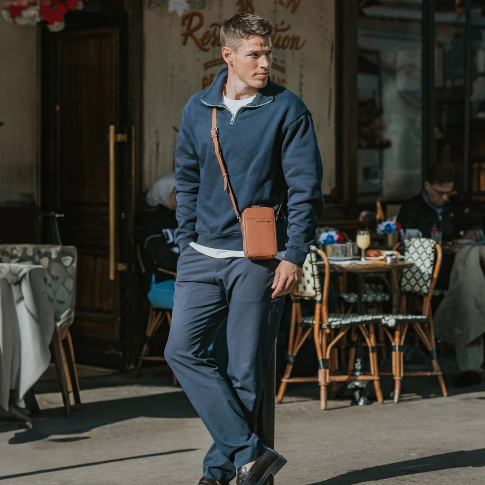 arthur-et-aston-ga-l-pochette-t-l-phone-cuir-cognac-vachette image 3