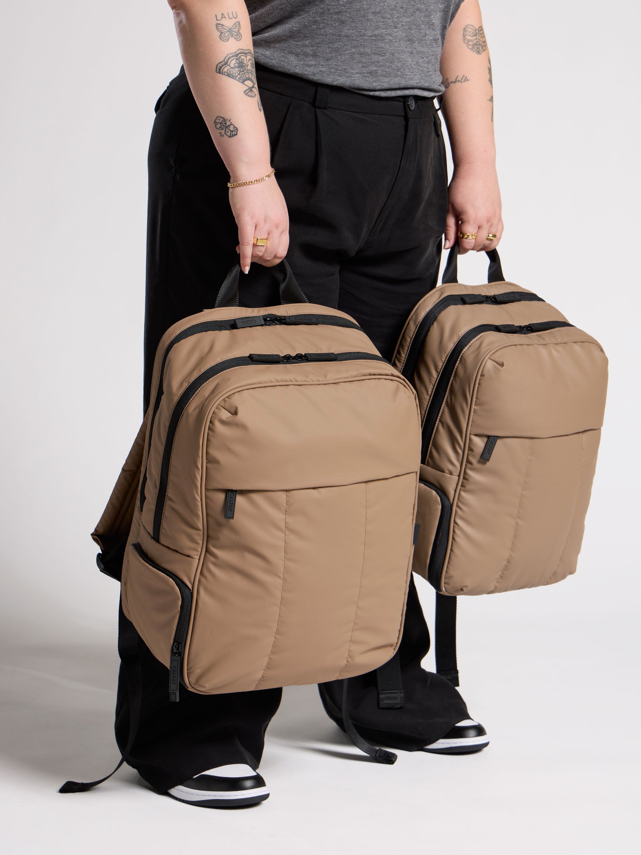 calpak-luka-sac-dos-ordinateur-17-pouces-matte-black image 2